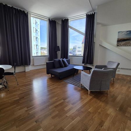 Hotel Torslanda Gothenburg Bagian luar foto