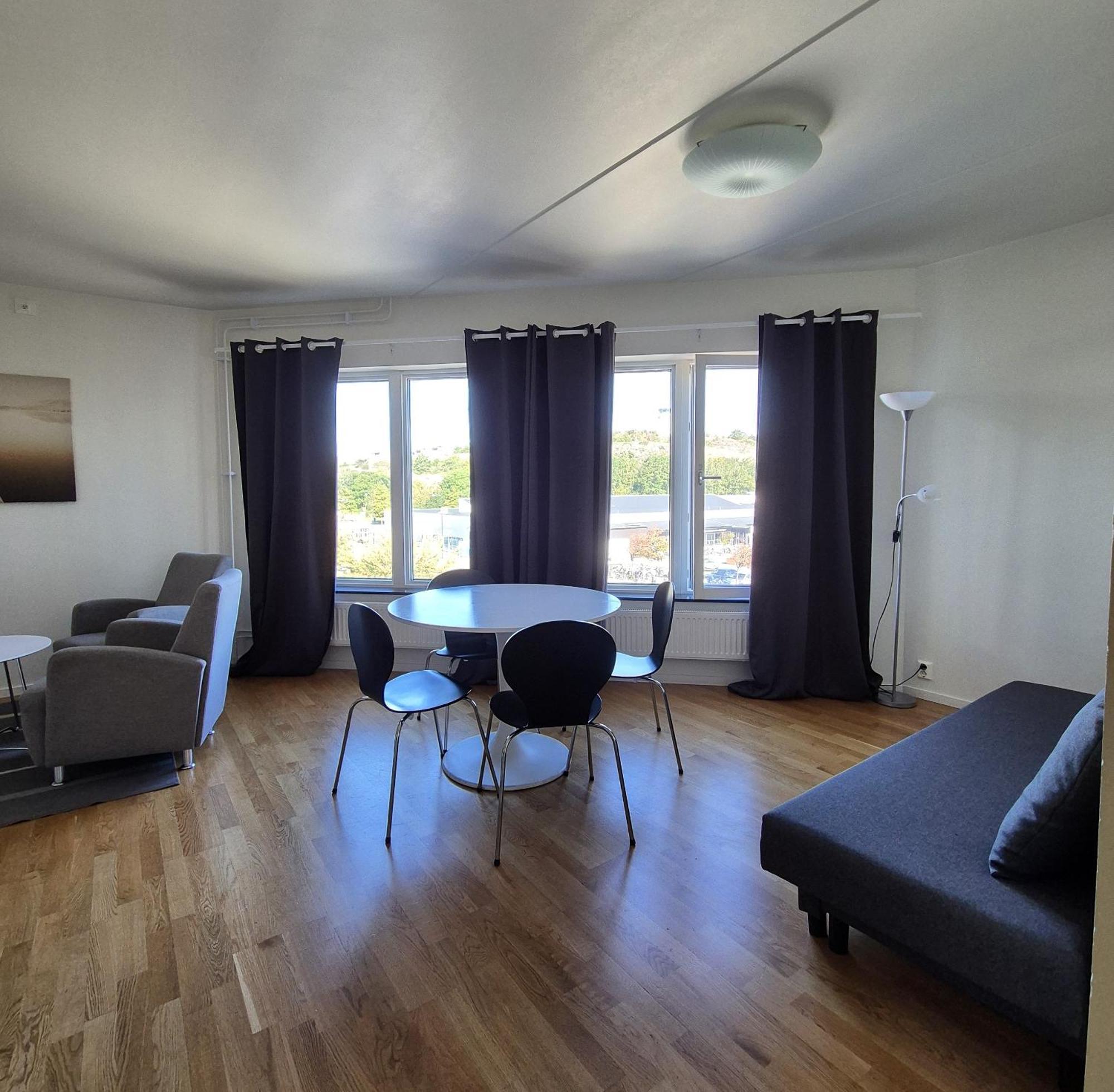 Hotel Torslanda Gothenburg Bagian luar foto